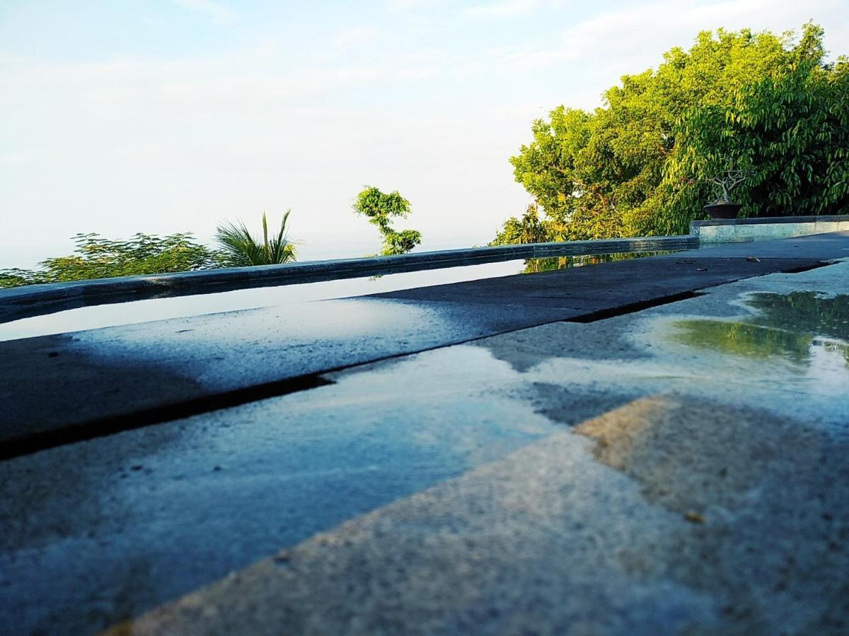 Villa Mimpi Manis Infinity Pool&180°Ocean View อาเม็ด ภายนอก รูปภาพ