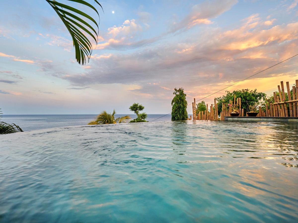 Villa Mimpi Manis Infinity Pool&180°Ocean View อาเม็ด ภายนอก รูปภาพ